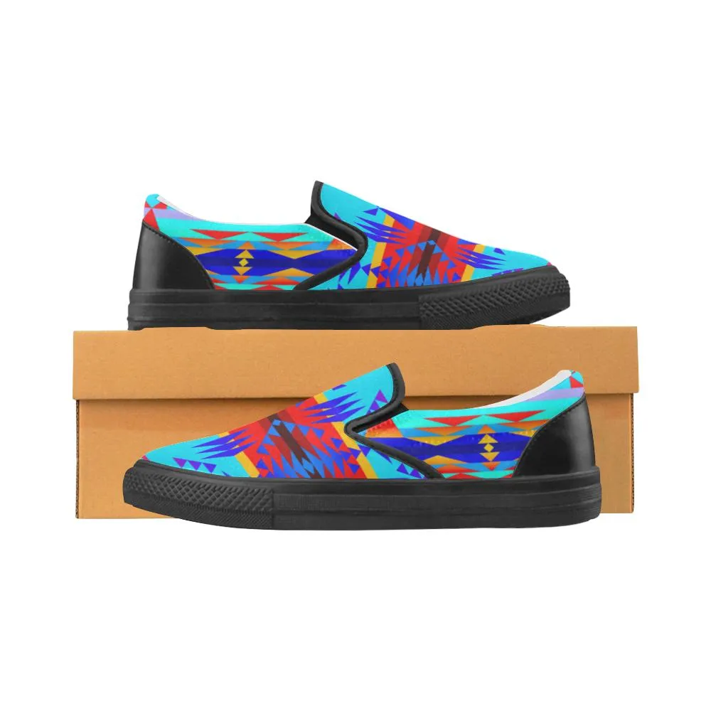 Between the Mountains Blue Men's Unusual Slip-on Canvas Shoes