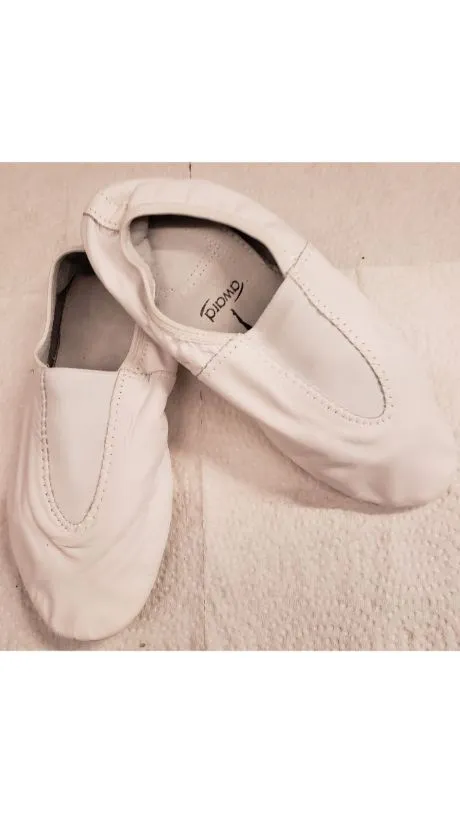 Cameron -- Leather Gymnastics Shoe -- White