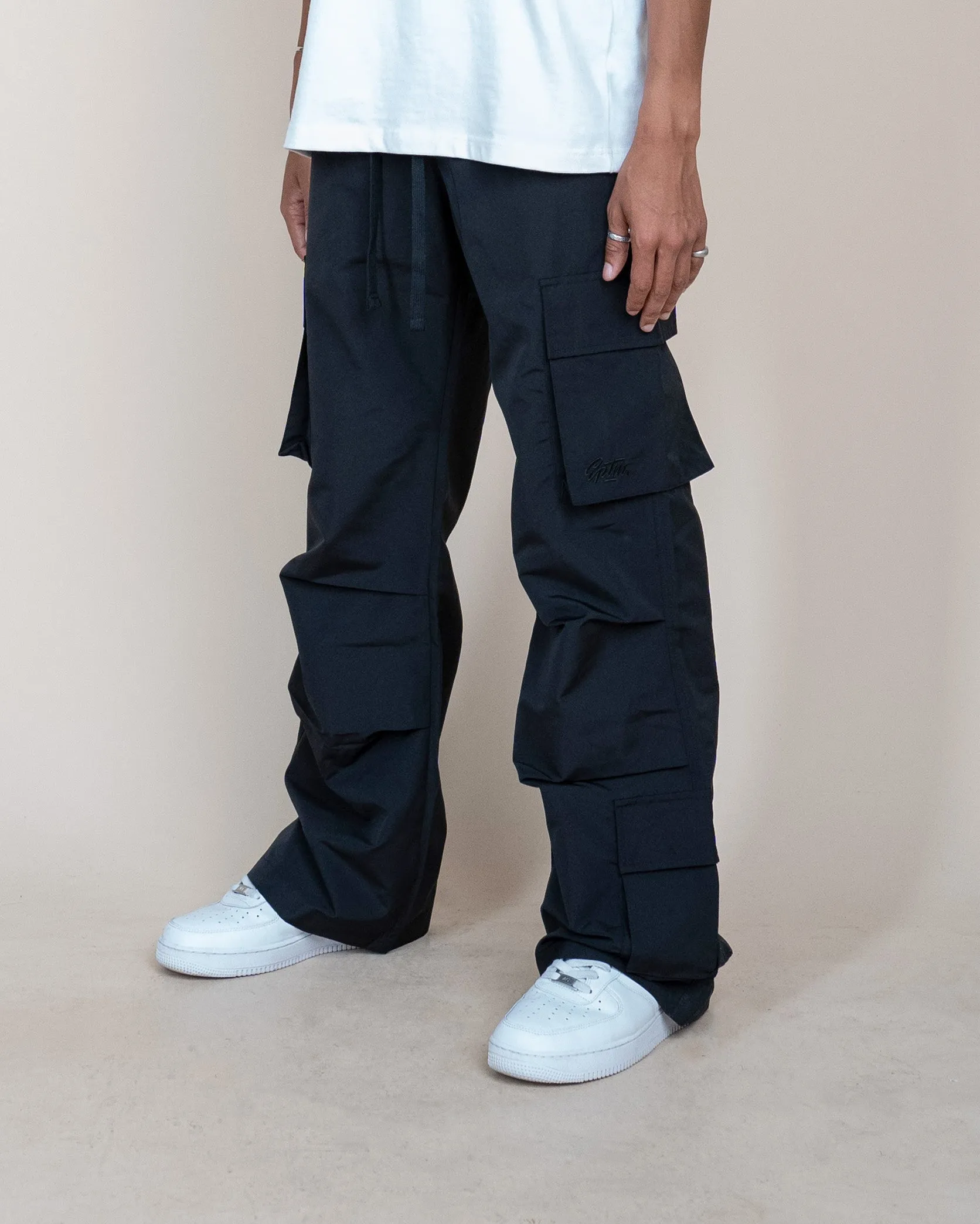 EPTM PARACHUTE CARGO PANTS - BLACK