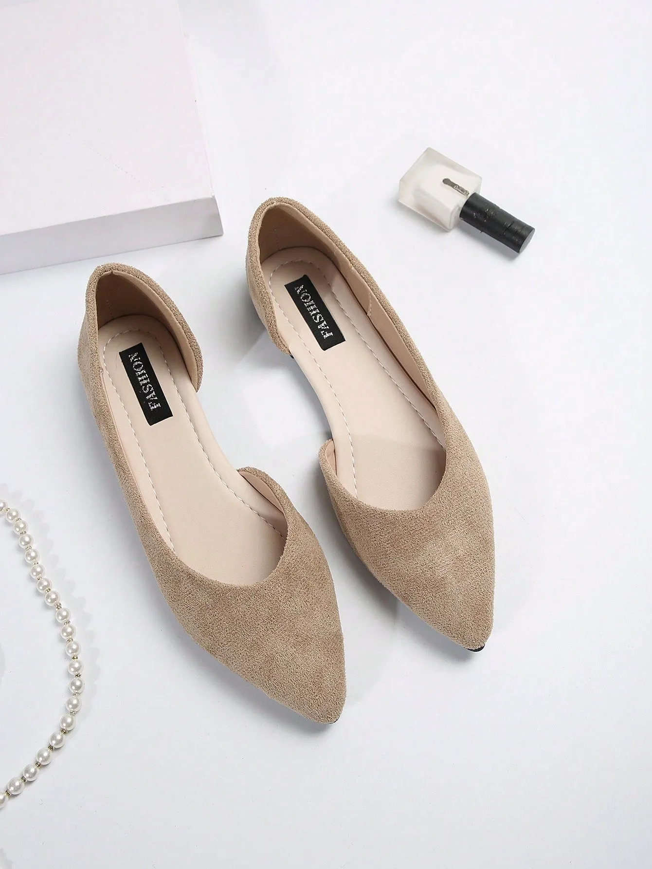 Fashionable Women's Flat Shoes