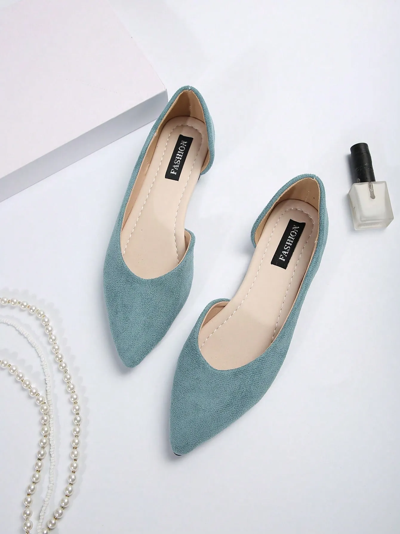 Fashionable Women's Flat Shoes