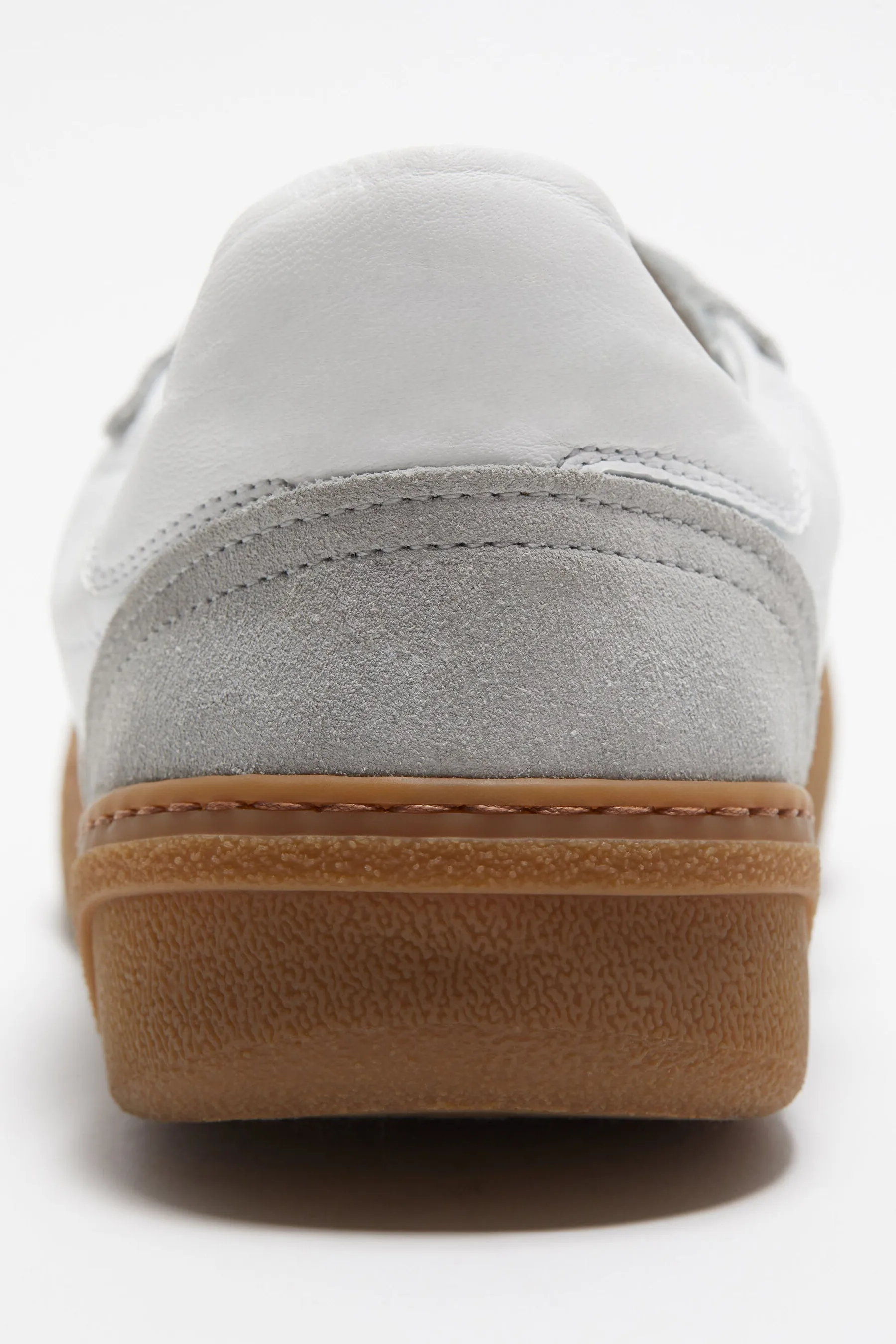 Lace-Up Sneakers White/Brown BD0319