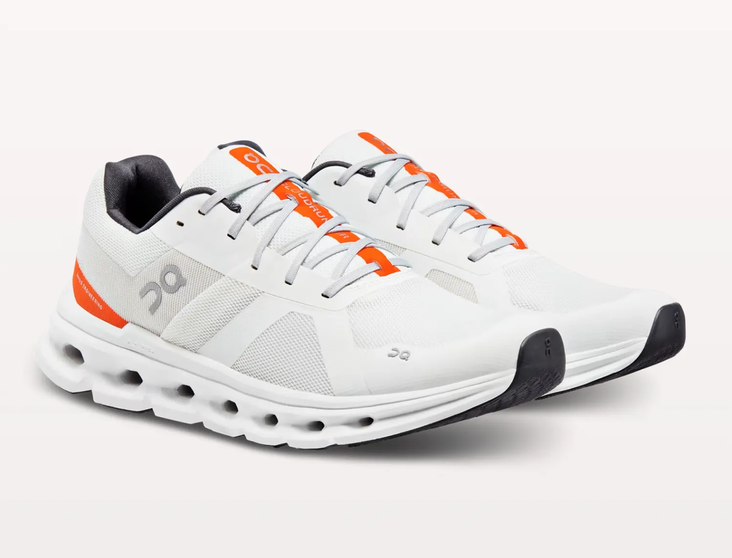 On Mens Cloudrunner Wide- Undyed White/Flame (56.98037)