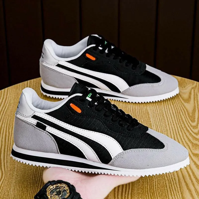 Retro Style Mens Board Shoes with Anti Slip Soft Sole