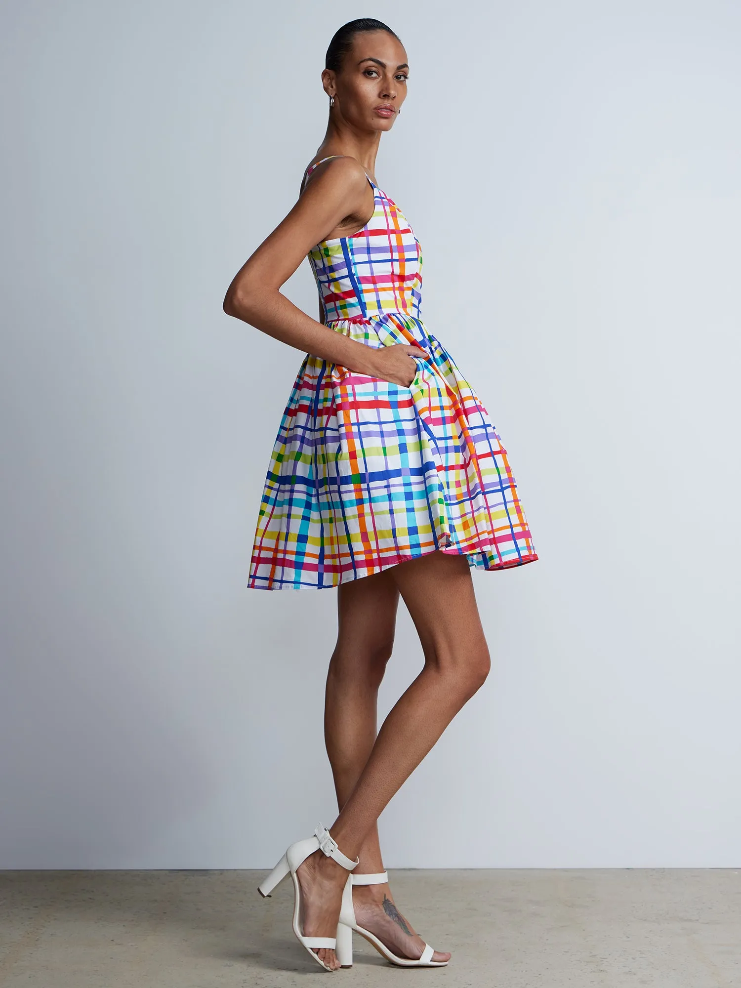 Sleeveless Scoop Neck Plaid Flare Dress