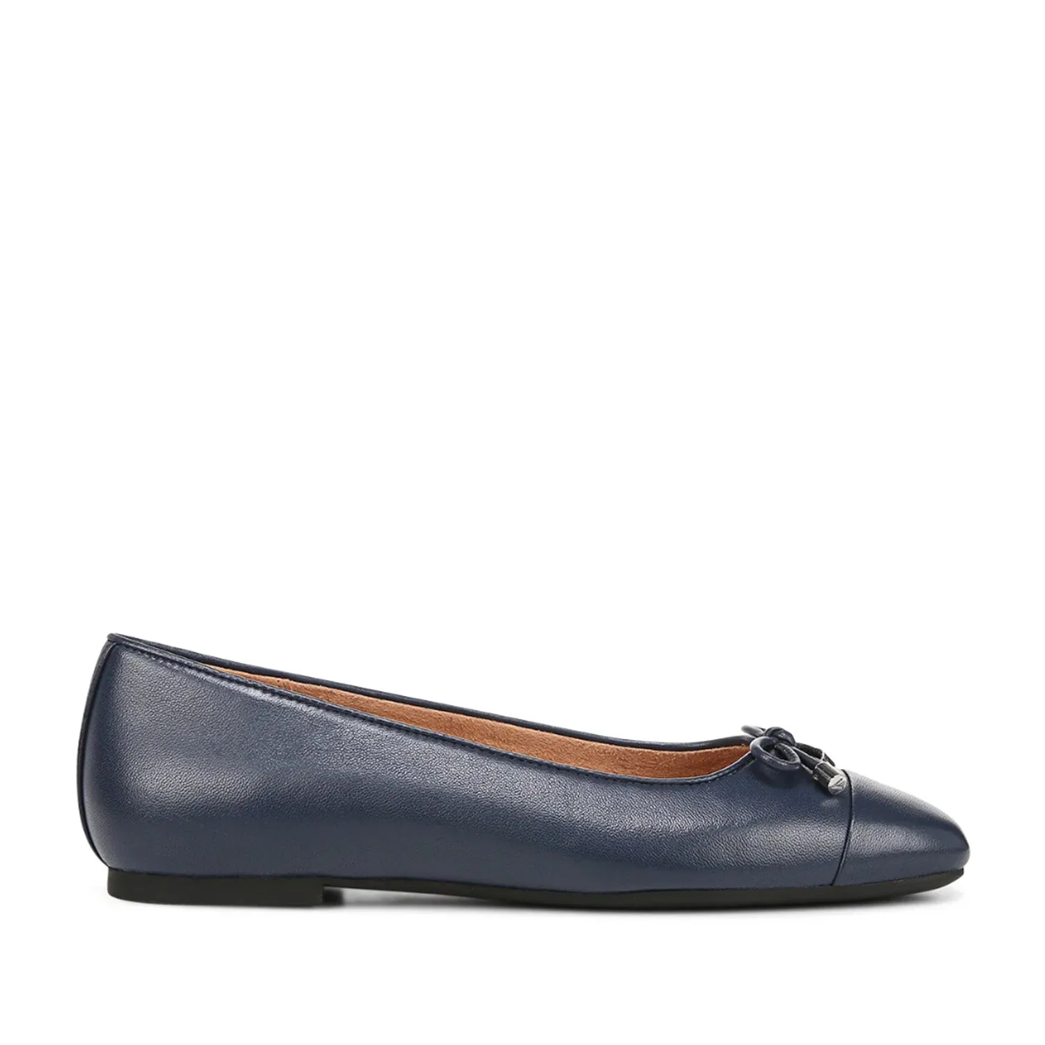 Vionic Women's Klara Ballet Flat in Navy